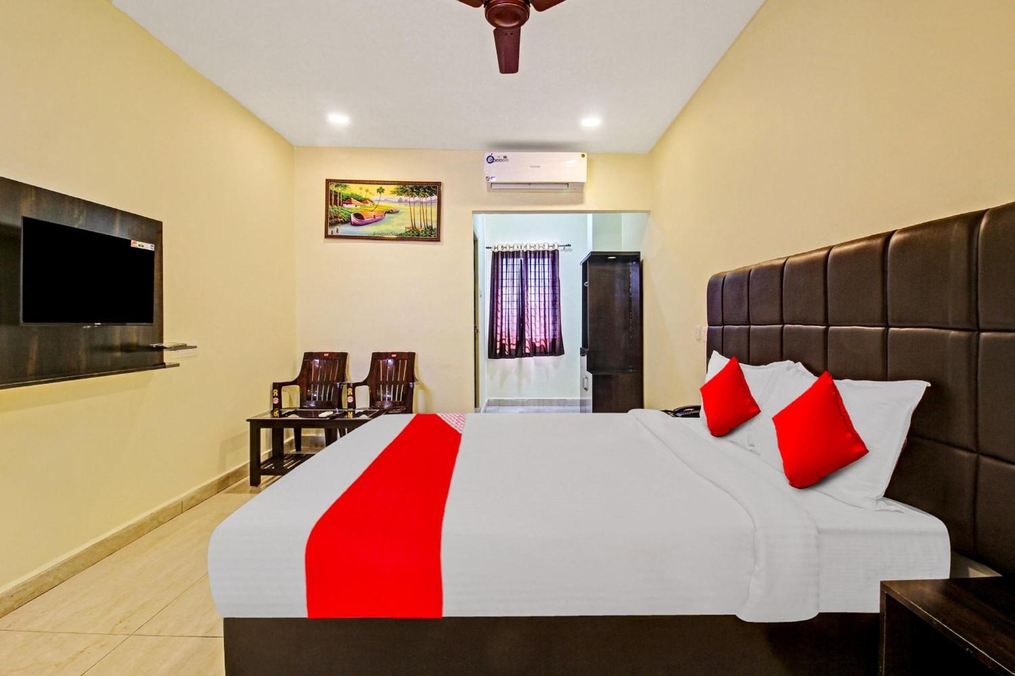 Super Hotel O Lakshmi Royal Inn ワランガル エクステリア 写真